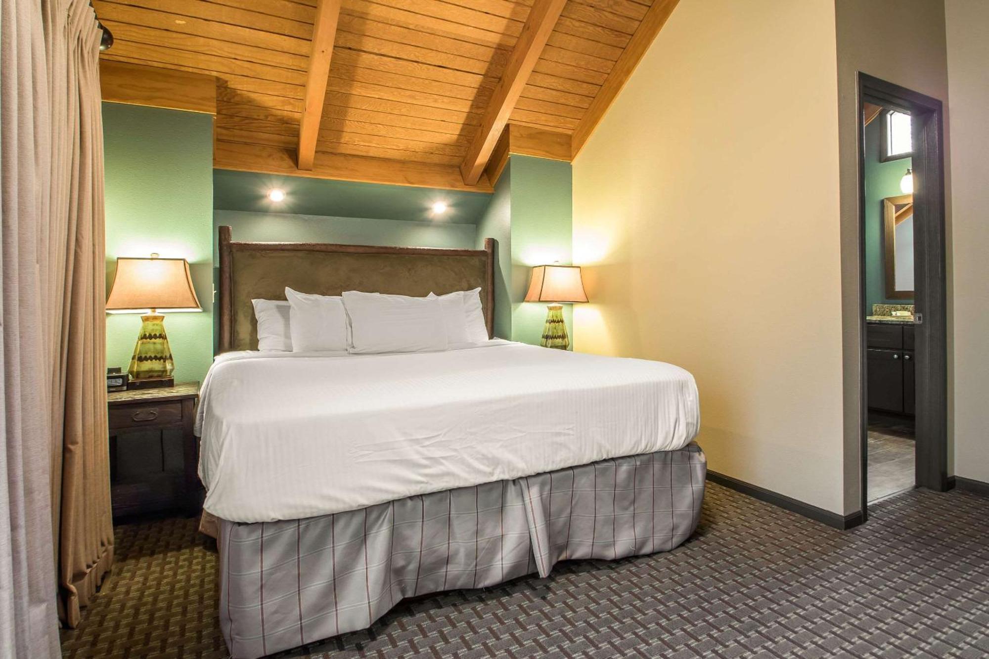 Bluegreen Vacations Christmas Mountain Village, An Ascend Resort Wisconsin Dells Eksteriør bilde