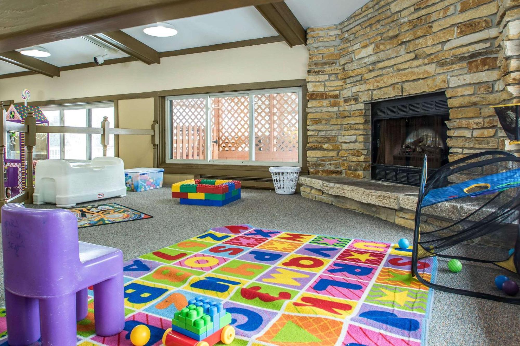Bluegreen Vacations Christmas Mountain Village, An Ascend Resort Wisconsin Dells Eksteriør bilde