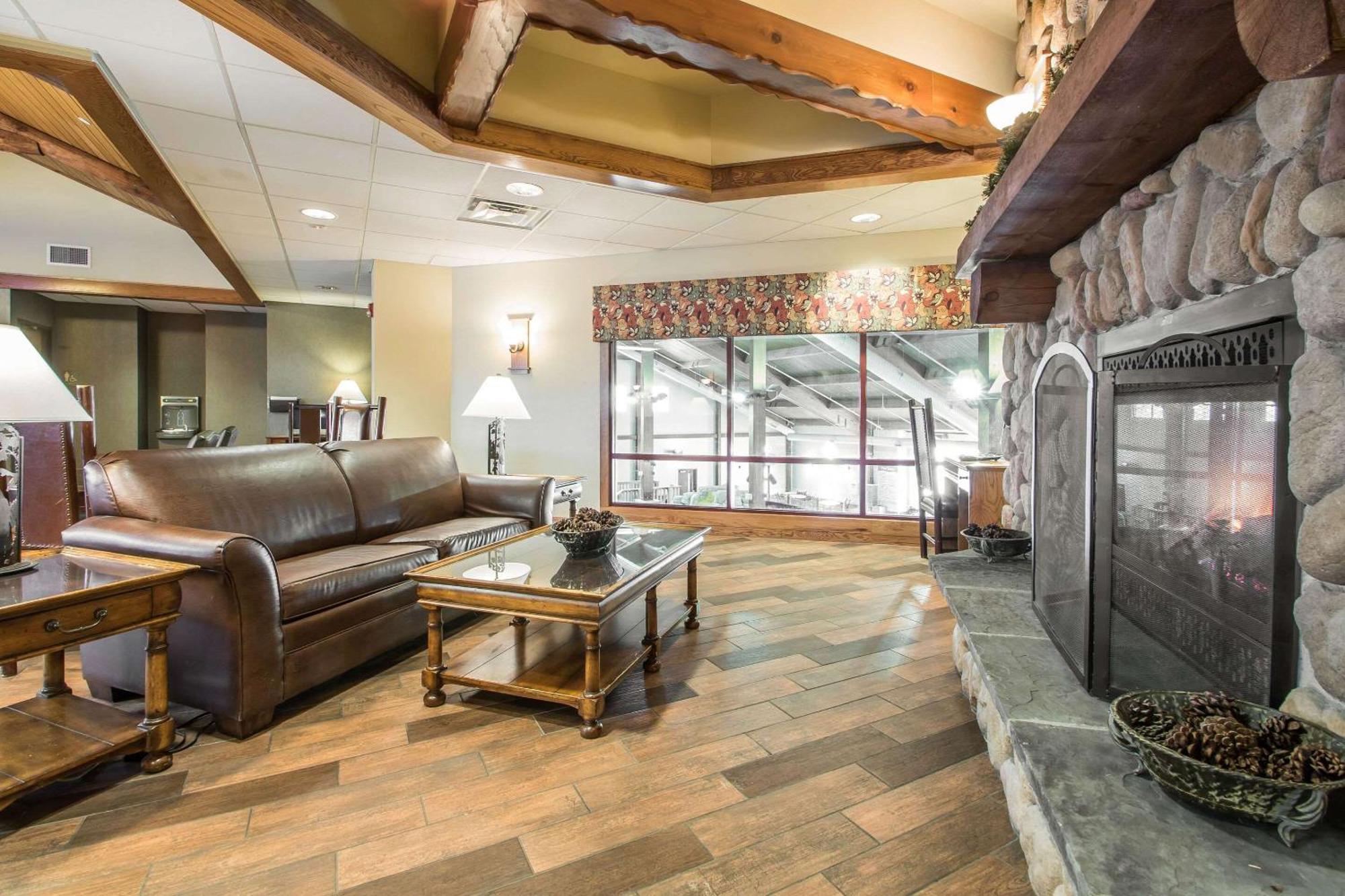 Bluegreen Vacations Christmas Mountain Village, An Ascend Resort Wisconsin Dells Eksteriør bilde